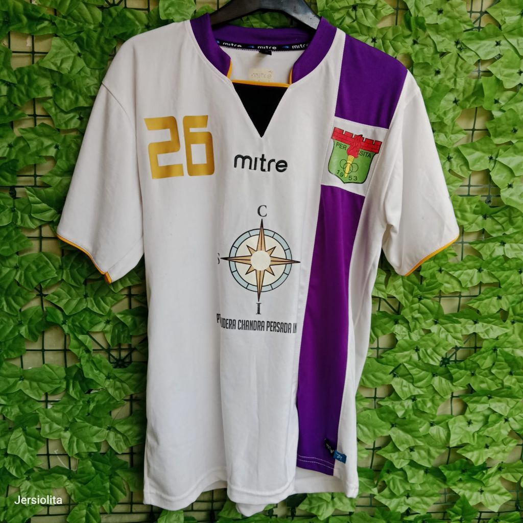 Jersey tandang Persita 2013