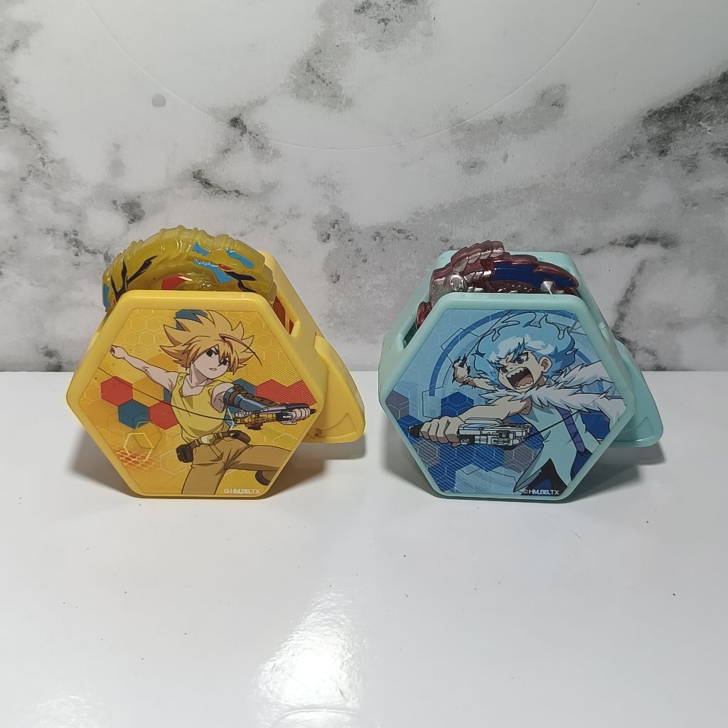 happy meal toys action figure preloved Beyblade tahun 2020