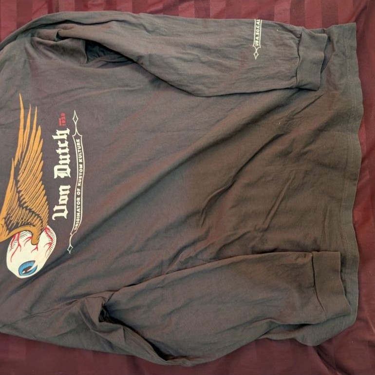 Kaos Long Sleeve VonDutch Carcoal Size L Bekas Second Mulus