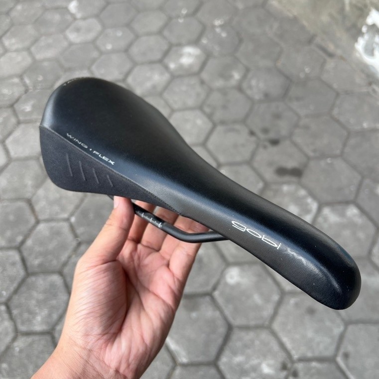SADDLE FIZIK GOBI VINTAGE SECOND BEKAS PRELOVED SADEL SEPEDA JOK DUDUKAN ORIGINAL HITAM BLACK