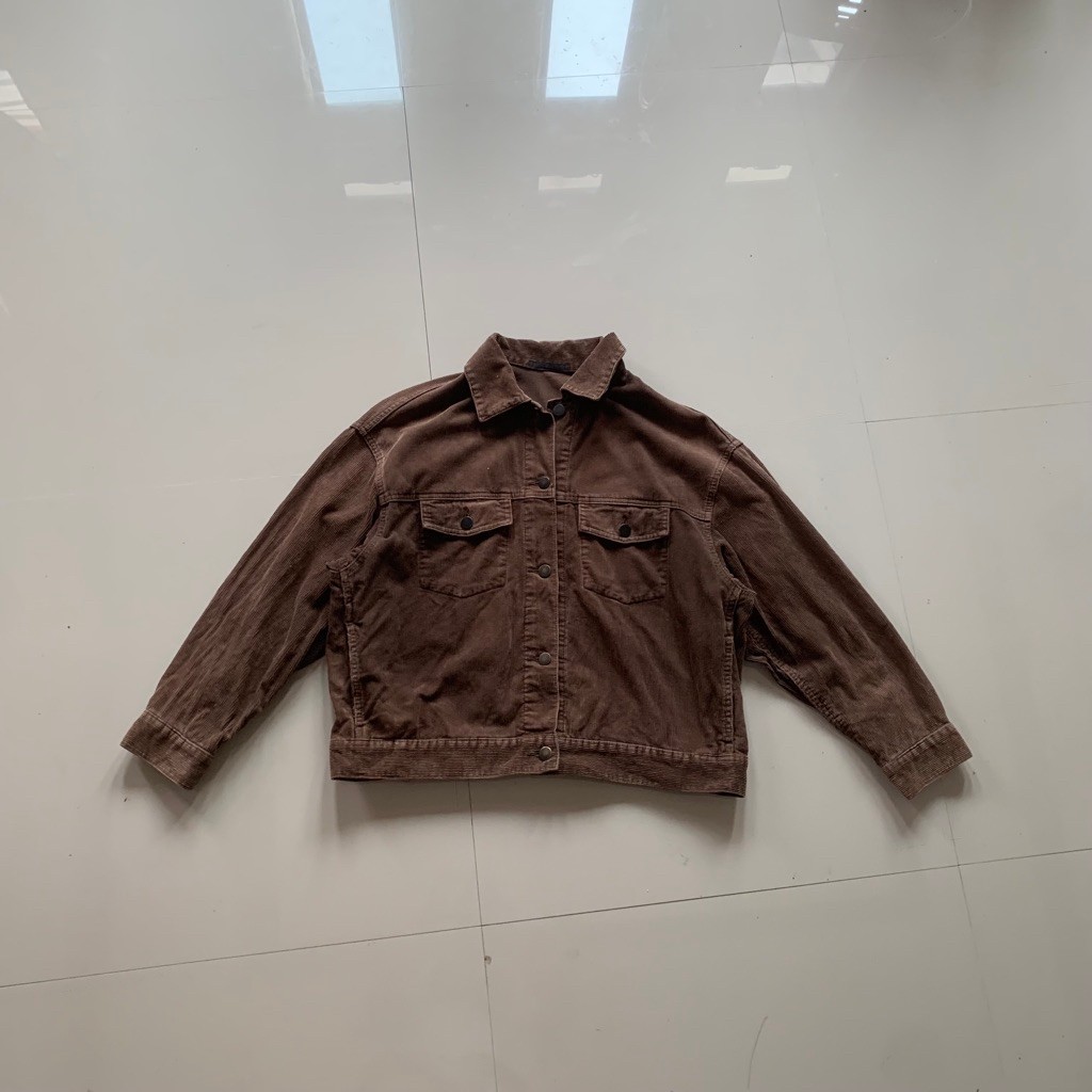 Jacket Corduroy Coklat Uniqlo Boxy
