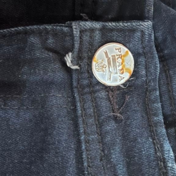 Celana Panjang Jeans Prada Milano Wanita Preloved / Second Like New - Size 33