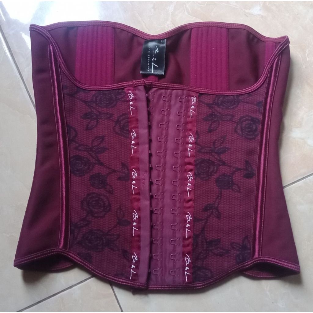 preloved KORSET CIKOR sz M torso 25cm free extender