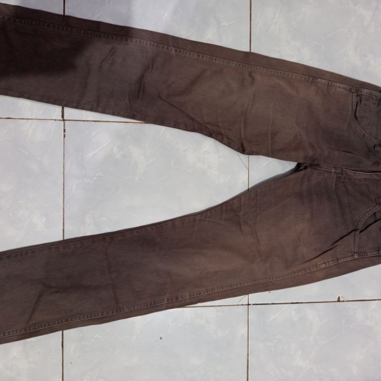 preloved celana wrangler pria