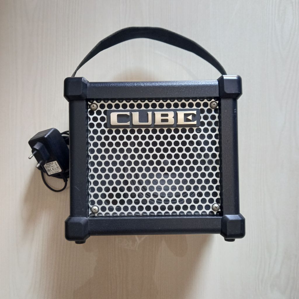 Roland Micro Cube GX Amplifier Gitar Bass not 15 XL not 10 GX 20X 20XL