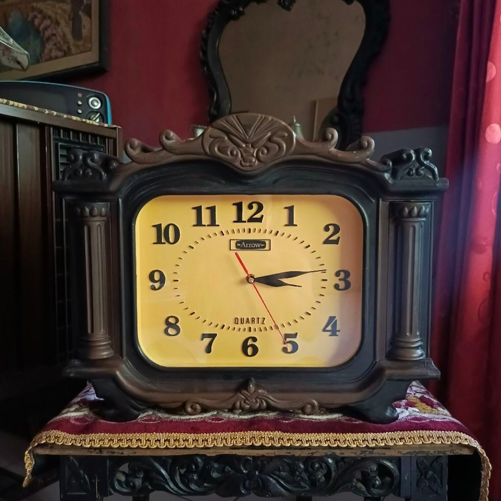 Jam dinding jadul antik vintage lawas kuno