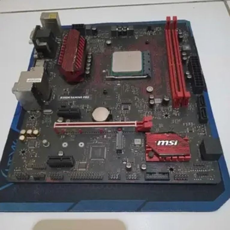 Paket Motherboard MSI 350M dan Prosesor Ryzen 5 2400g nego