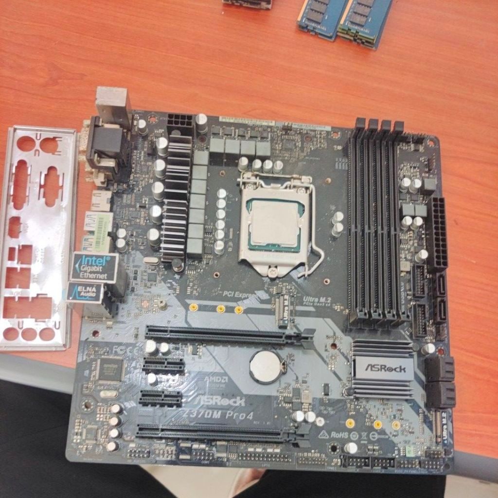 mainboard asrock z370m ddr4 + procsesor core i5 9600k