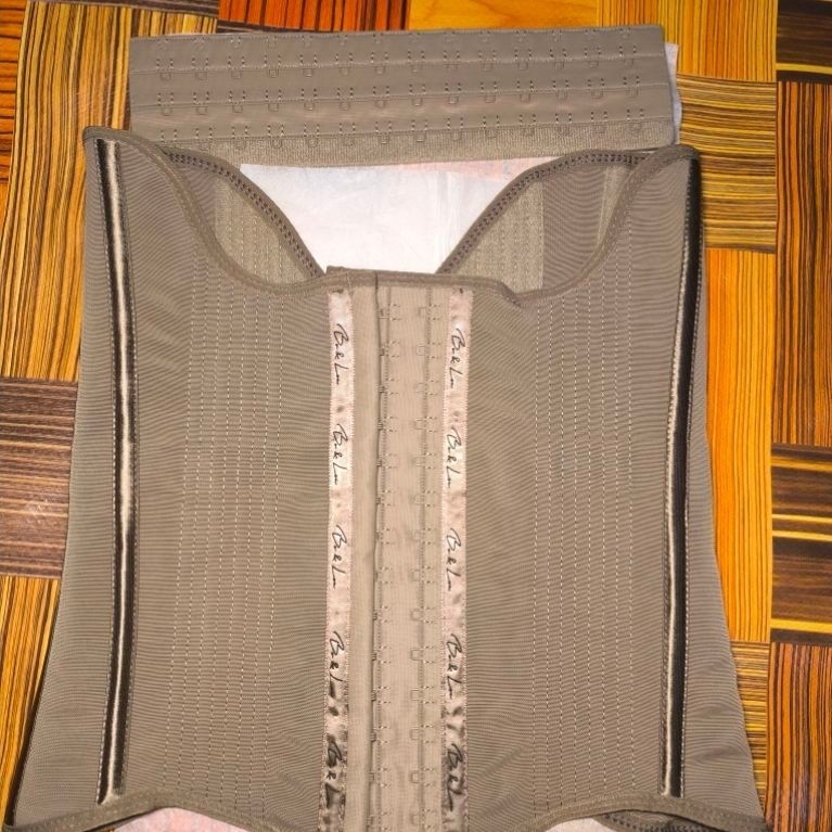 Korset Cikor V mest Charcoal XS torso 30