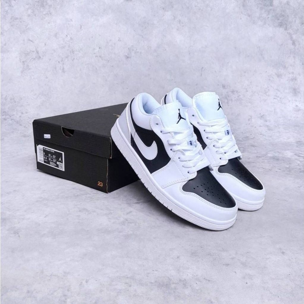 Sepatu Sneakers Aj1 Low Panda White Black