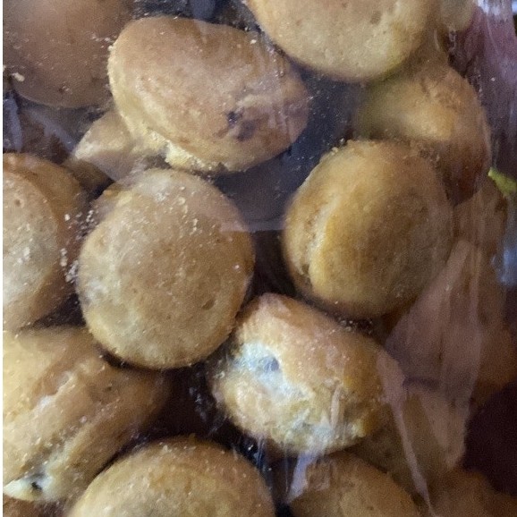Kue Sus Kering Isi Coklat
