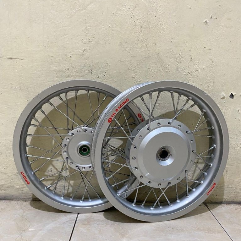 velg vario 125 150 ring 14 jari jari