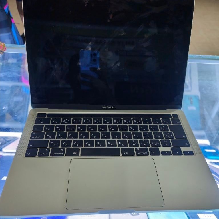 macbook Pro A2289 Matot masih original Semua