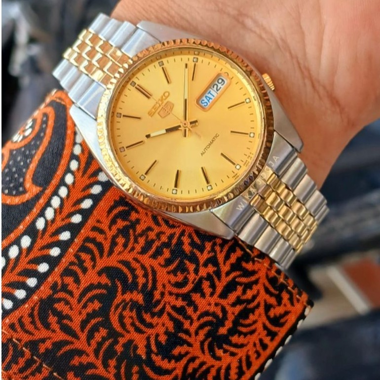 Seiko President Jubilee Style
SNXJ92K1 Two Tone


