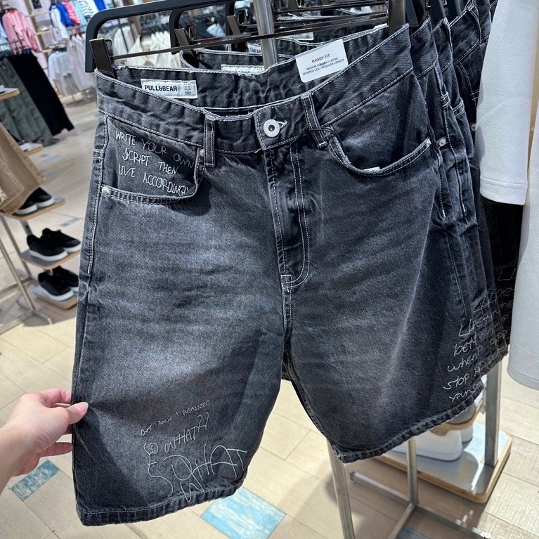 JEANS Pendek Cowok Pull&Bear