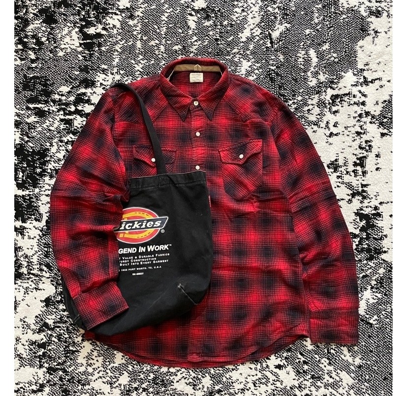 Kemeja flannel Veterano Back number size XL
