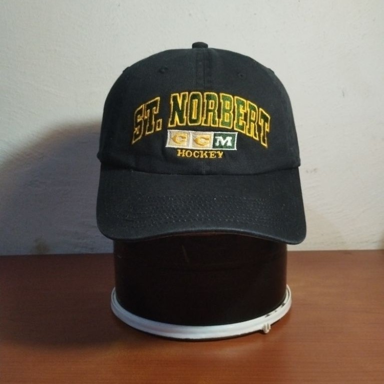 Topi CCM Hockey Saint Norbert Caps Black