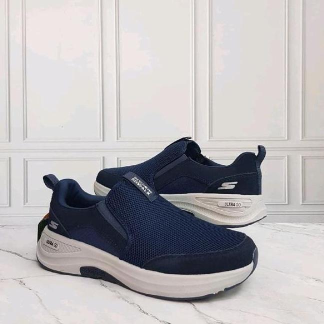 SKECHERS ULTRA GO X GOOD YEAR/SEPATU SLIP ON PRIA/SEPATU SKECHERS
