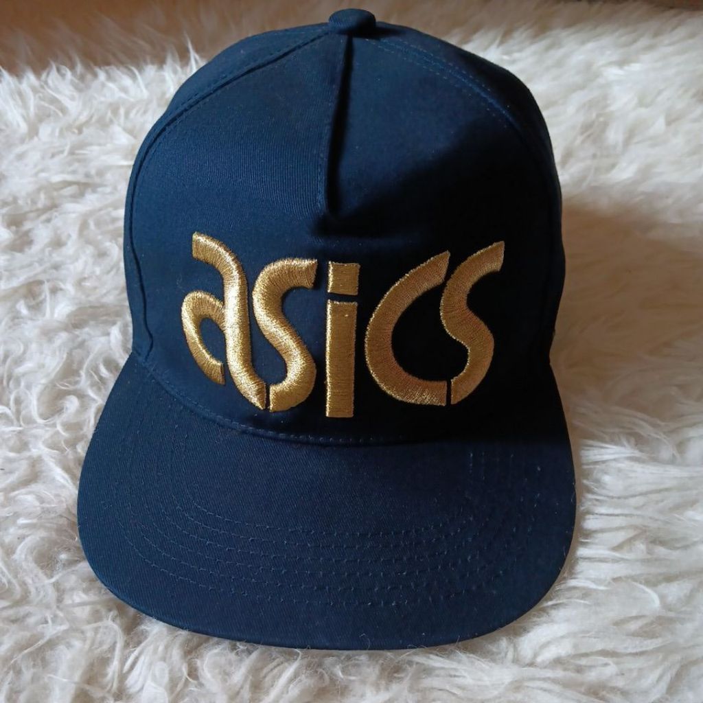 topi asics script big logo tag putih