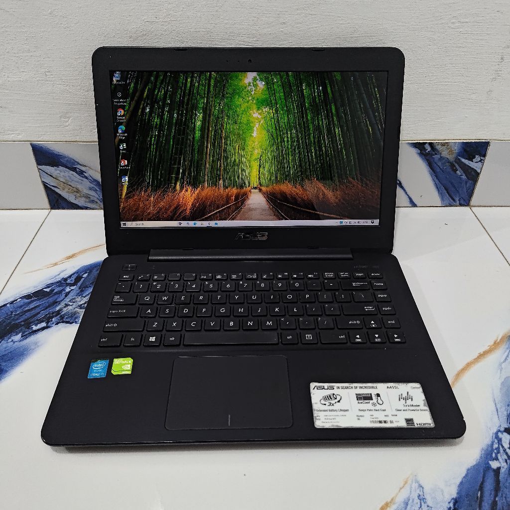 Laptop Asus X455L i3 4GB SSD 256GB Nvidia Geforce 930M-2Gb