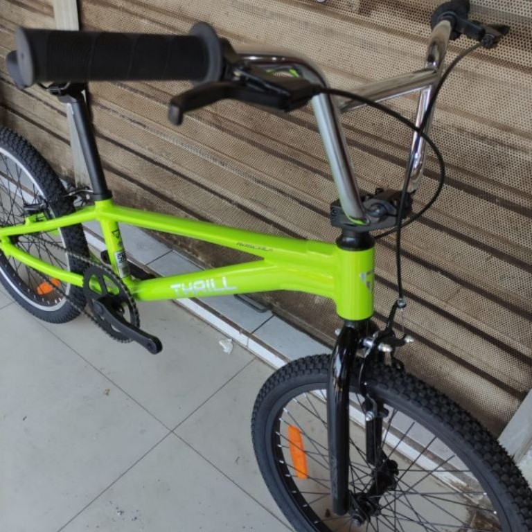 sepeda BMX Thriil new