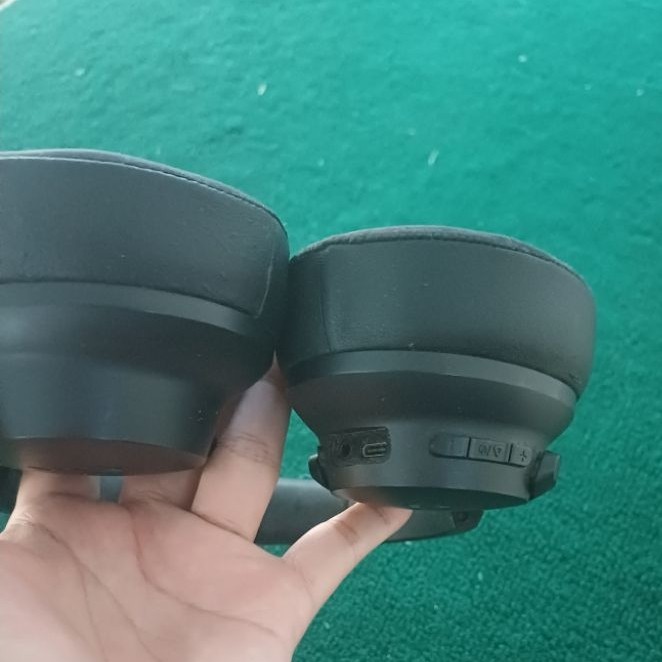 Soundcore Q20i
