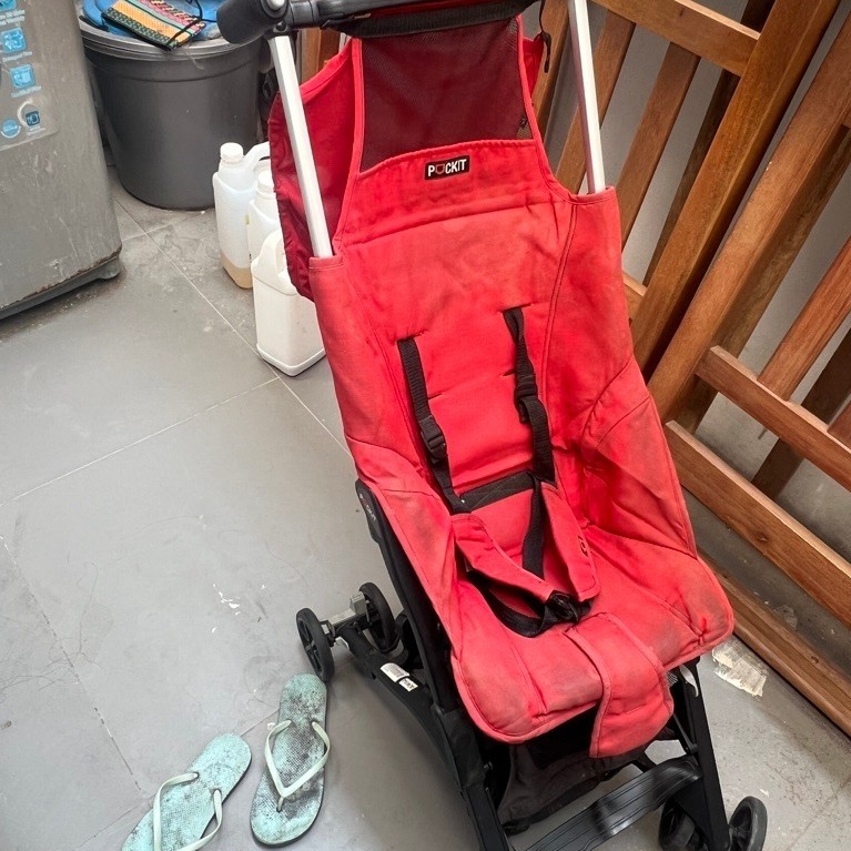 Cocolatte Pockit Stroller gen 2 Preloved Red