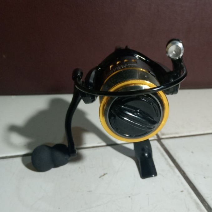 Reel.. Daiwa....HE 3000..
