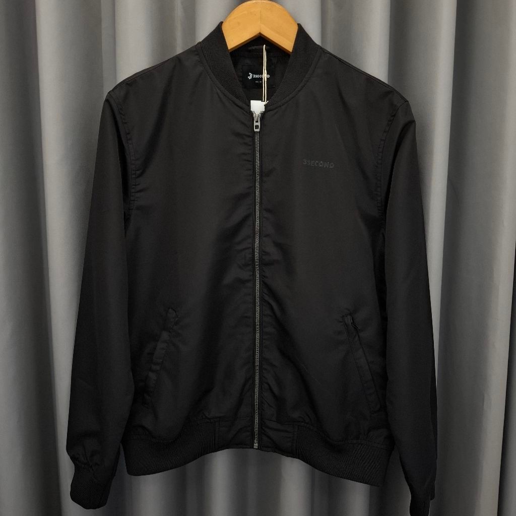3Second Jaket Bomber Pria Basic Polos Regular Fit Polyester Twill Cosmo Original