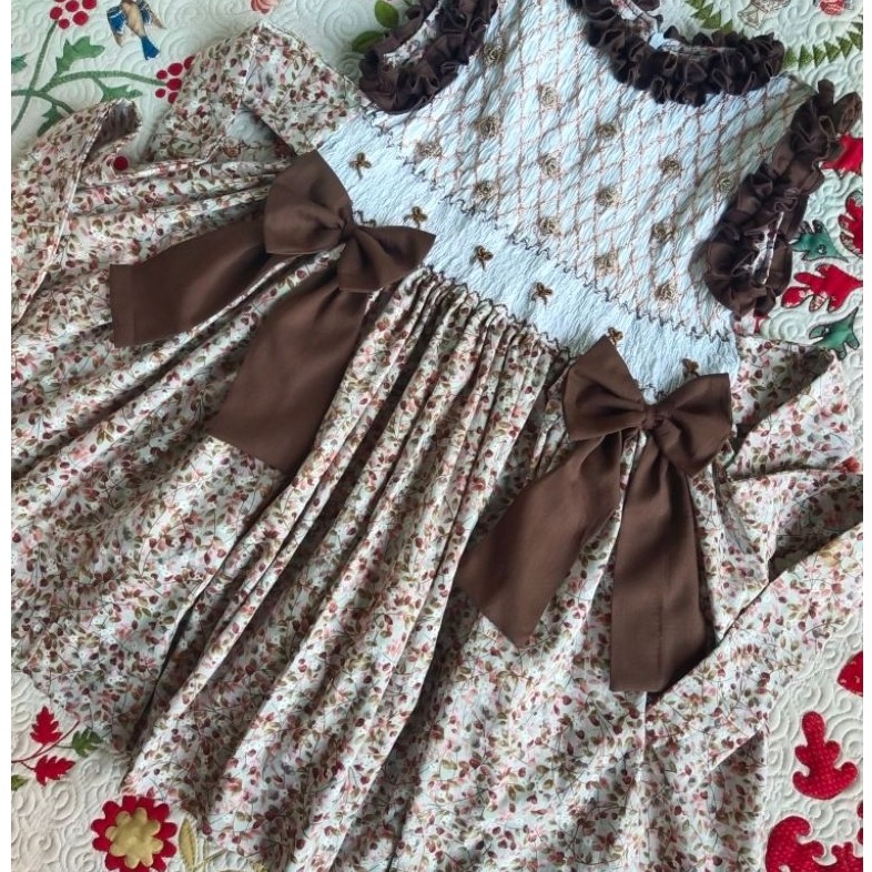 Smocked Dress Anak
