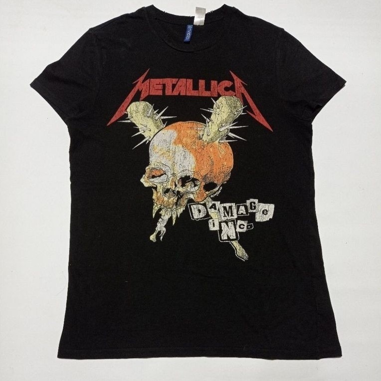 Kaos Band Metallica Pushead Damage Inc Official Merchandise ©2016 Warna Hitam Size S Fit M Second Br