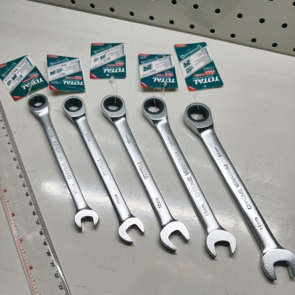 Kunci Ring Pas Dengan Ratchet Spanner Ori Total