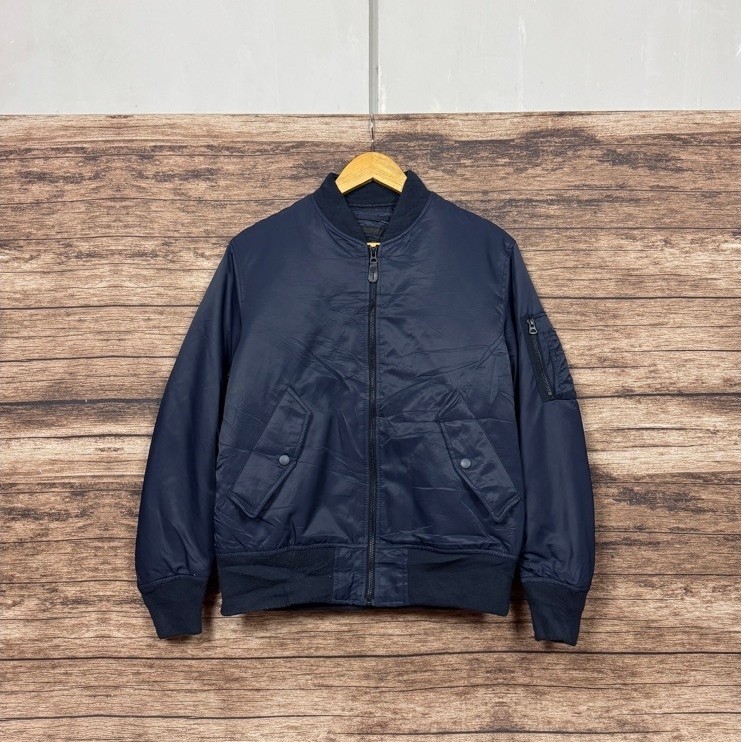 uniqlo ma-1 bomber jacket #AGJK54