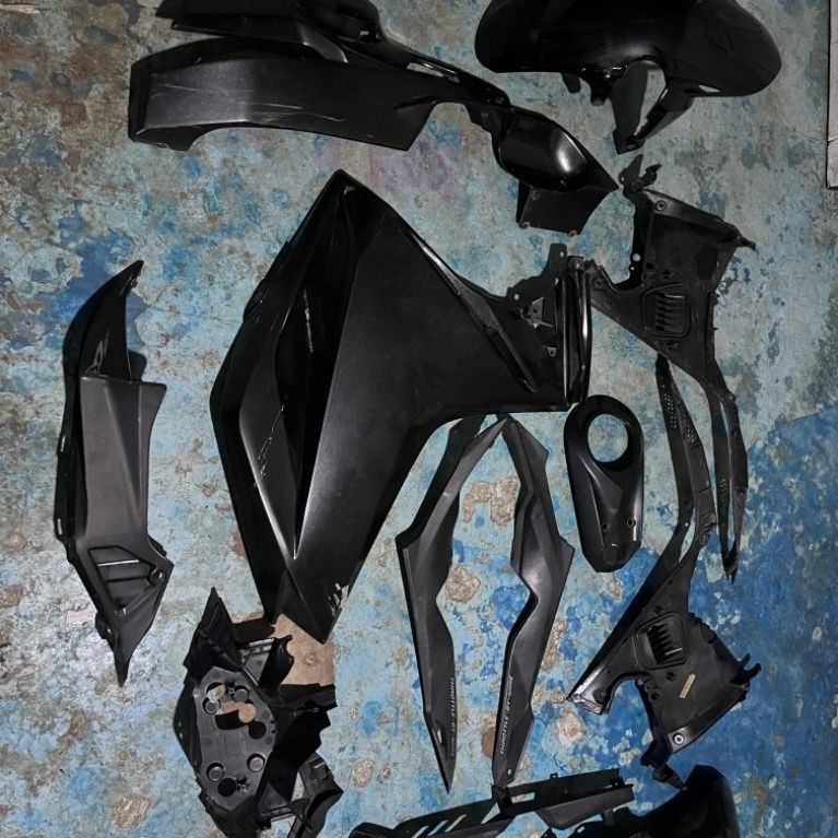 BODY SET KIRI CBR250RR + SPAREPART TAMBAHAN