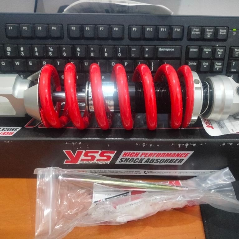 Mono shock YSS ME302-270T Yamaha R15