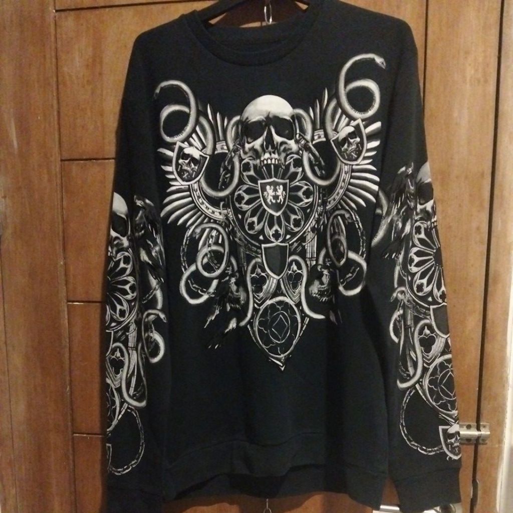 Zara Man Skull Front Graphic Sweatshi hirt Hitam (C 018 )
