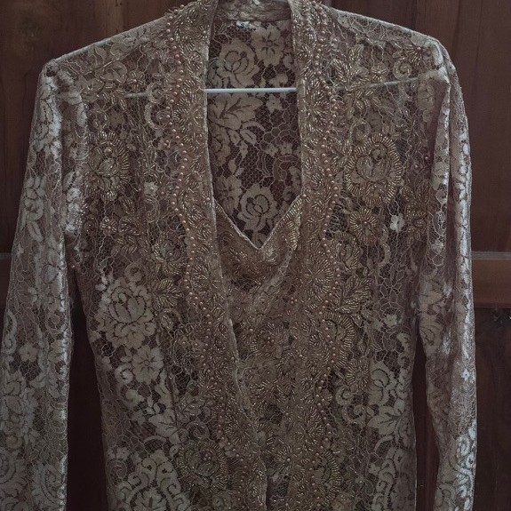 Kebaya Payet Preloved