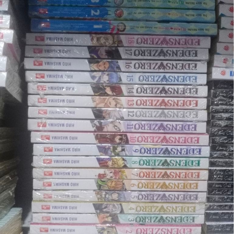 Komik Edens Zero 1-18