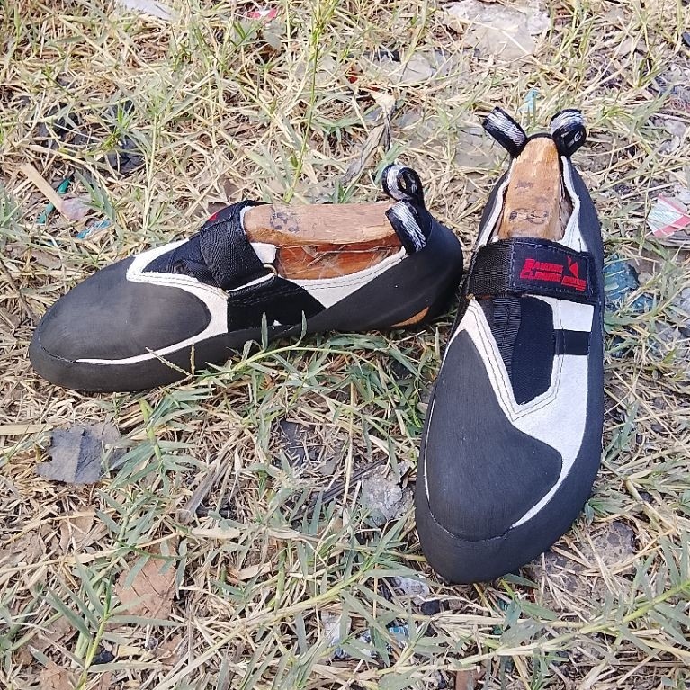 Climbing shoesLokal