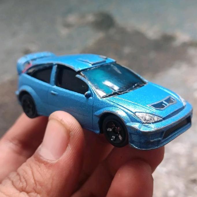 DIECAST LOOSE MAJORETTE LOOSE PILAR PATAH KACA MINUS MAJORETTE FORD FOCUS WRC