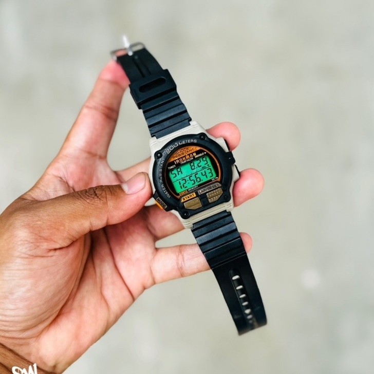 Timex Vintage Ironman Shockresist Second