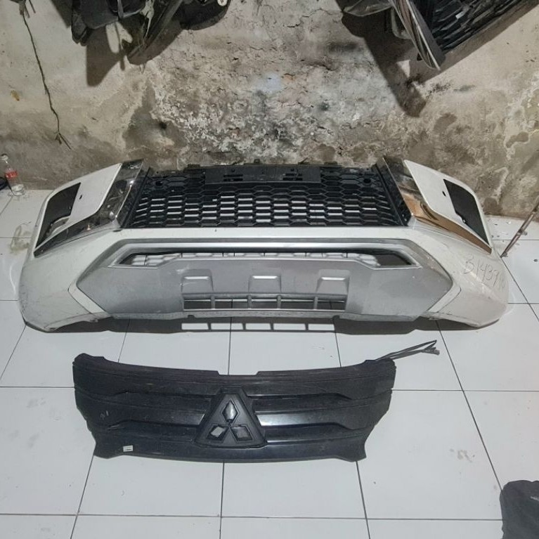 bumper bemper depan set all new pajero sport 2020 - 2022 original