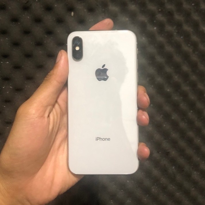 Smartphone Apple iPhone X, Matot