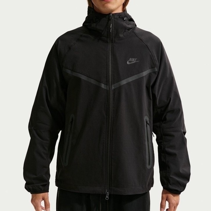 NIKE TECH Men's Dri-FIT Woven Full-Zip Windrunner Jacket