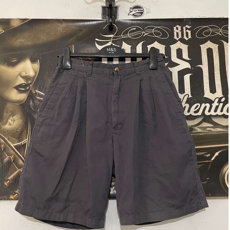 celana pendek lucky strike