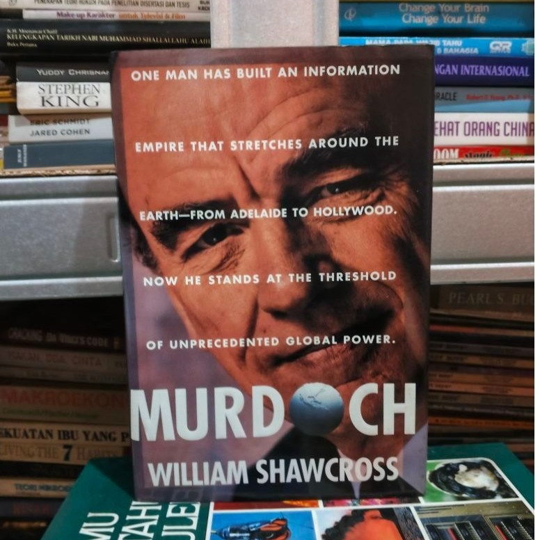Murdoch William shawcross