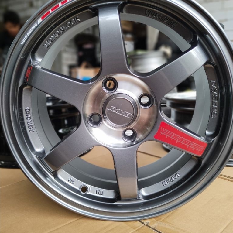 Velg RAYS TE37 (BARU) Ring 15x6,5 Et 42 pcd 4x100