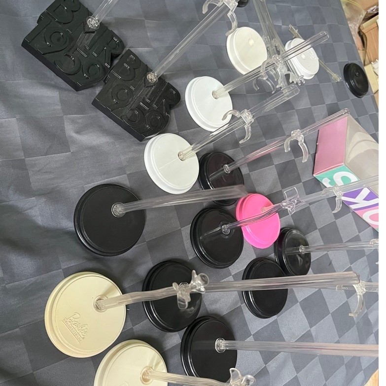 Standing Original Barbie Reguler Muse dll