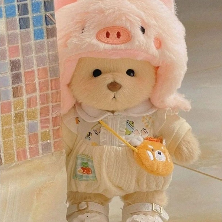 TEDDY TALES BEAR