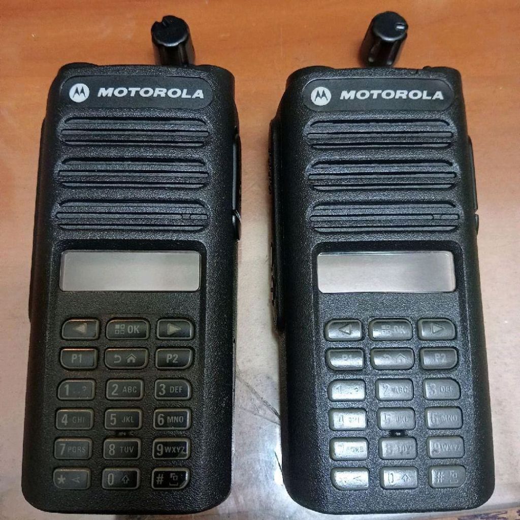 Casing HT Motorola XIR C2660 + KNOP second original